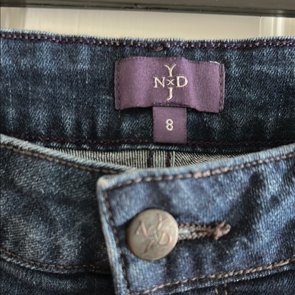 NYDJ women’s dark denim skinny jeans! - Picture 6 of 7